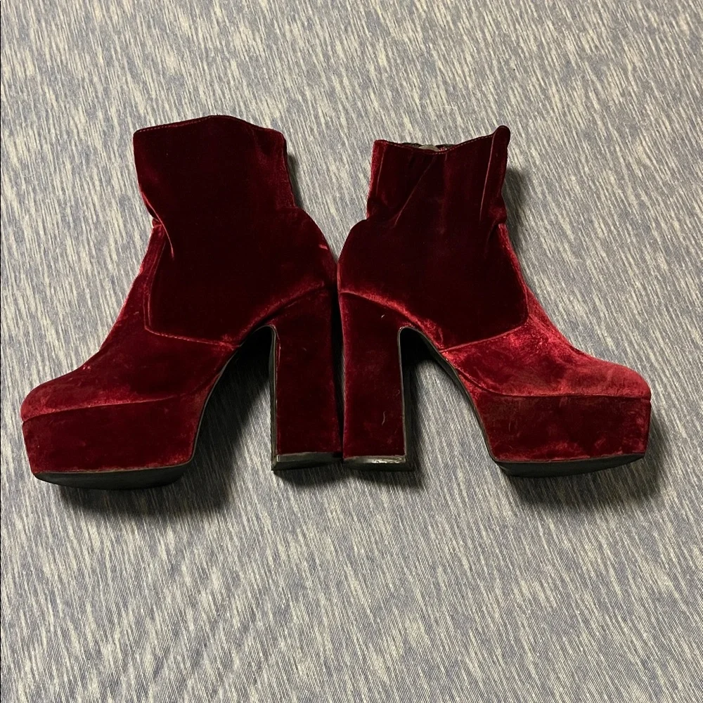 Deep red / Purple Velvet Platform Boots - Picture 10 of 14
